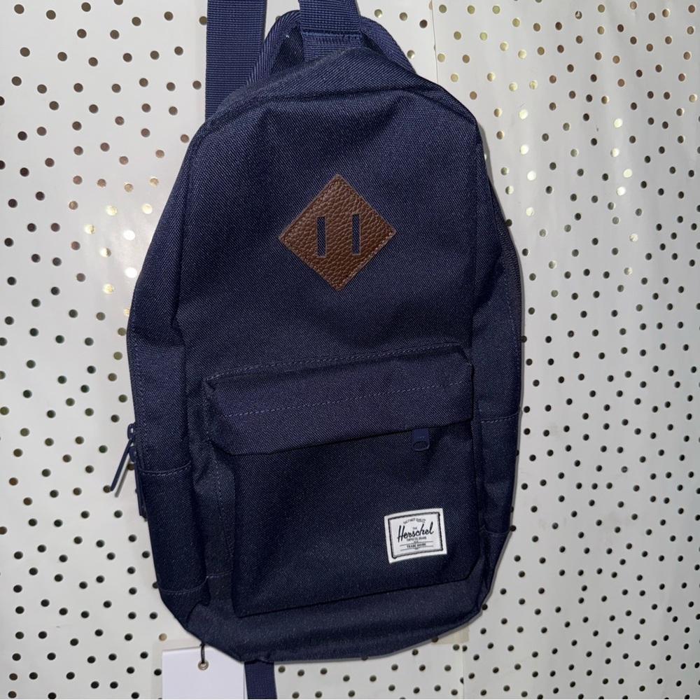 Herschel Supply Company Heritage Shoulder Bag - Picture 2 of 9